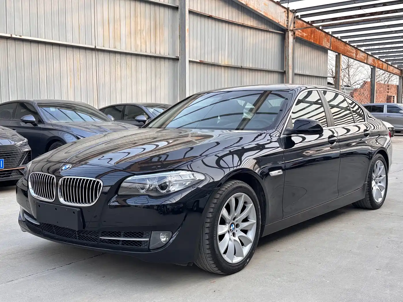 BMW 5 Series (Import) 2013 535i Leading Sport фото 10
