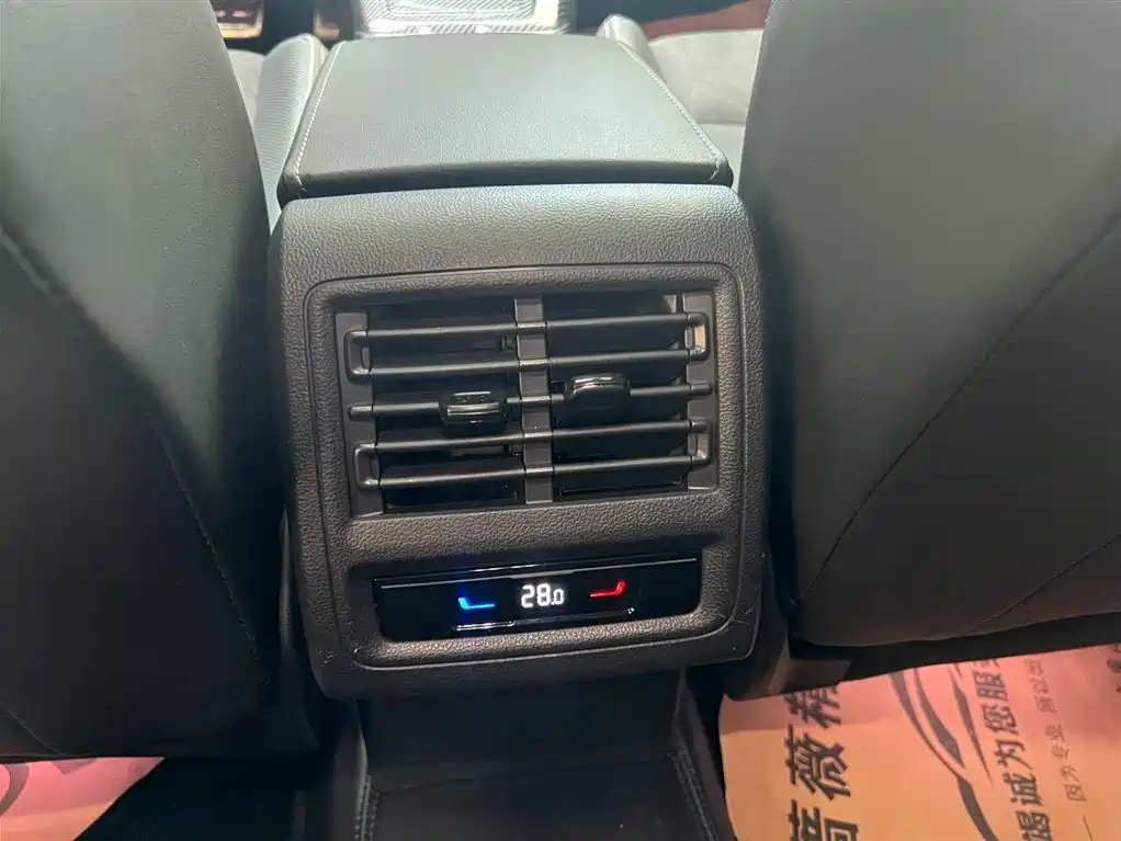Volkswagen Golf 2021 280TSI DSG R-Line фото 16