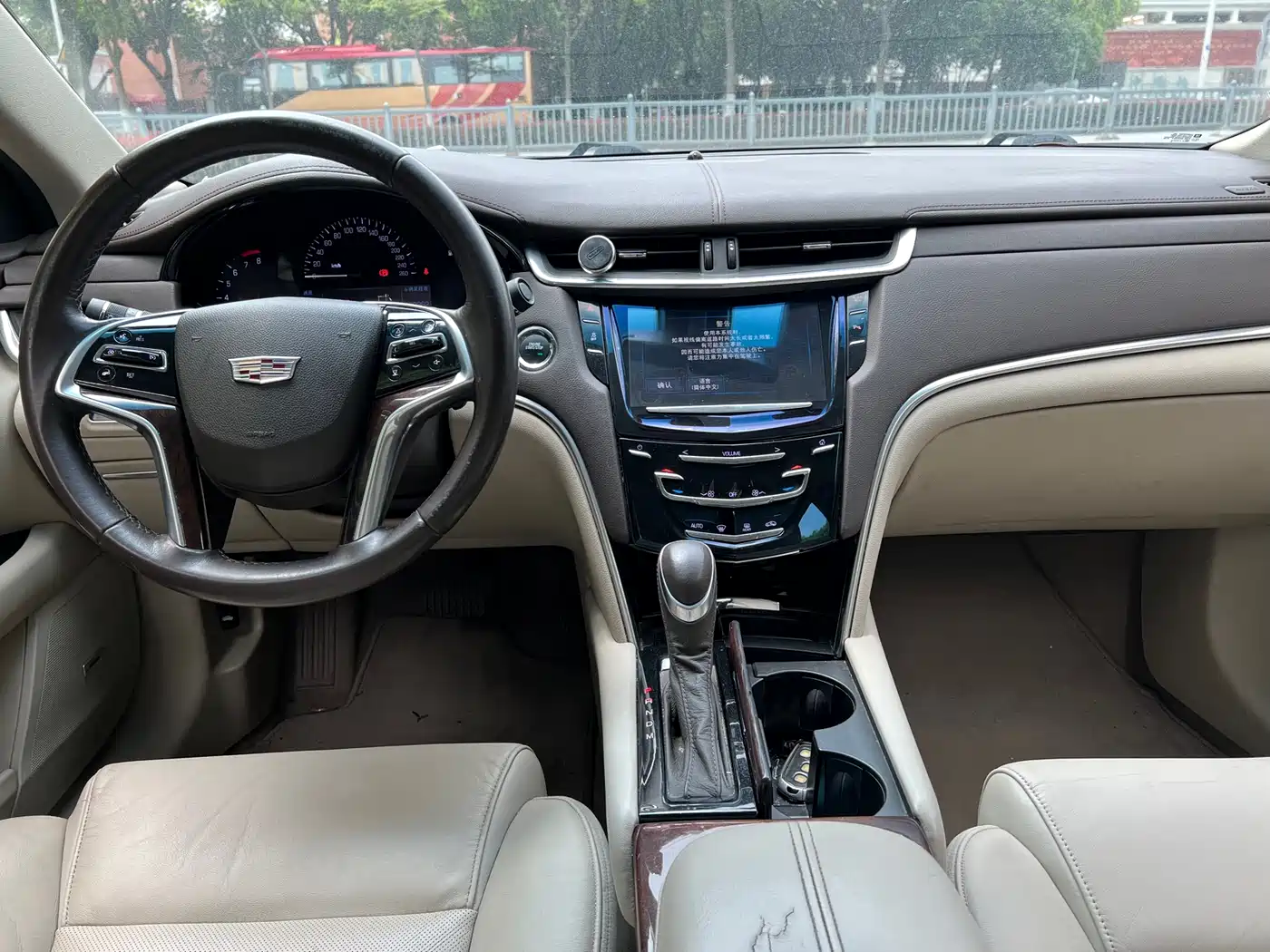 Cadillac XTS 2016 28T Technology фото 11
