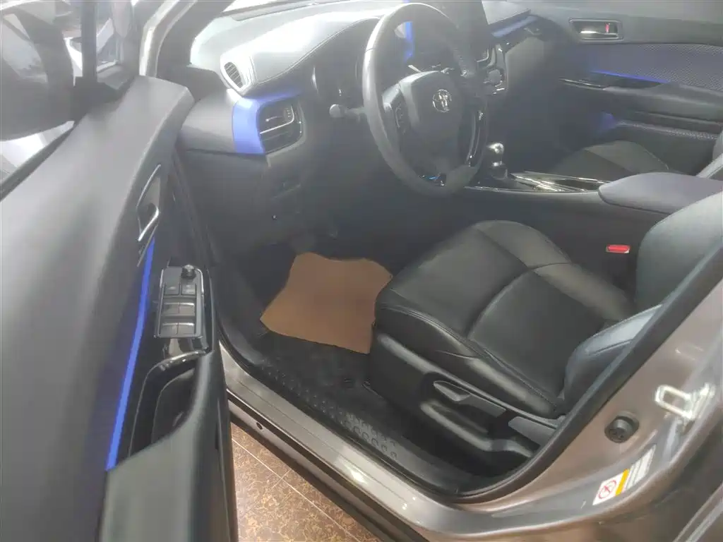 Toyota IZOA 2018 2.0L Speed Edition China VI фото 12