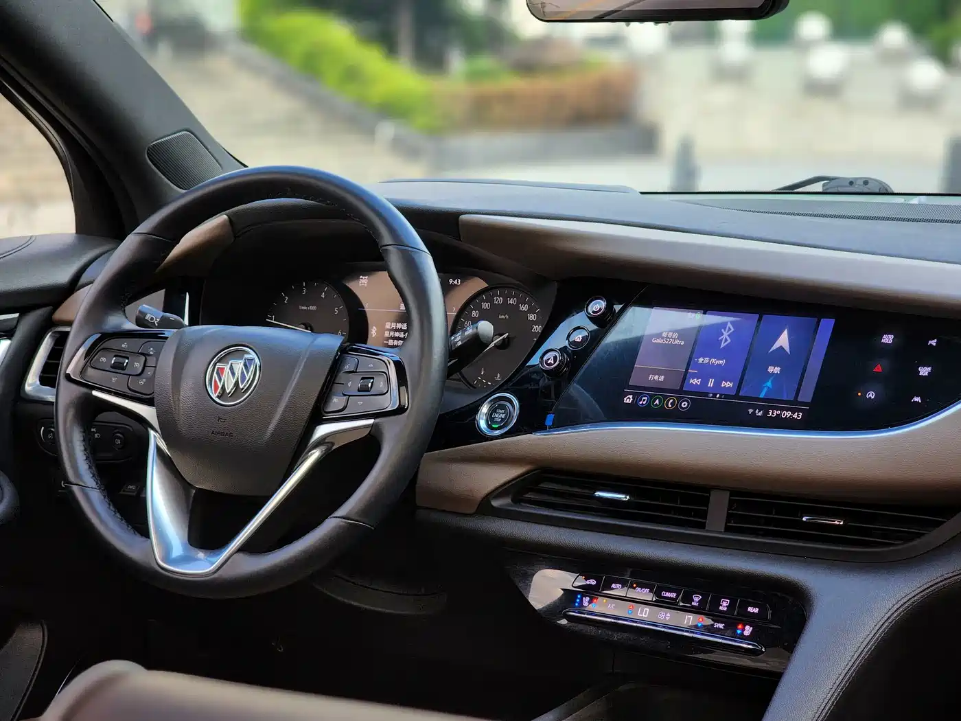 Photo 19 - Buick Enclave