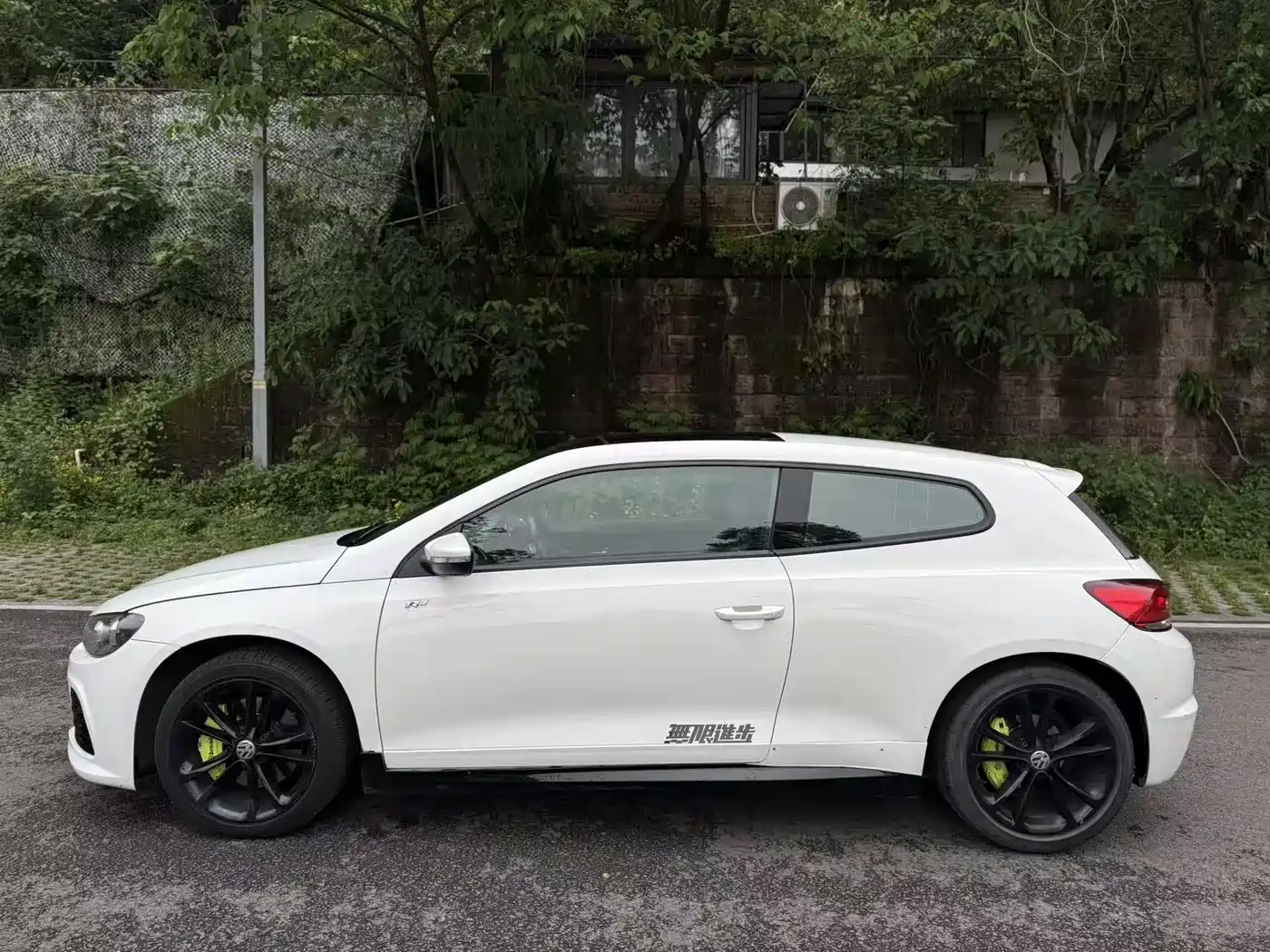Volkswagen Scirocco 2013 2.0TSI Million Mile Edition фото 9