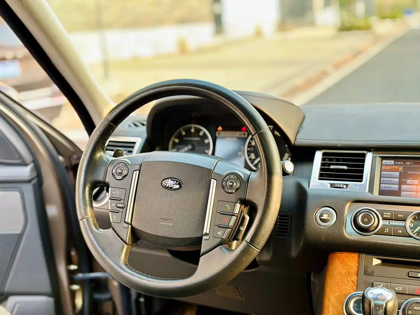 Land Rover Range Rover Sport 2012 5.0 SC V8 Fengshang Genesis Edition фото 19