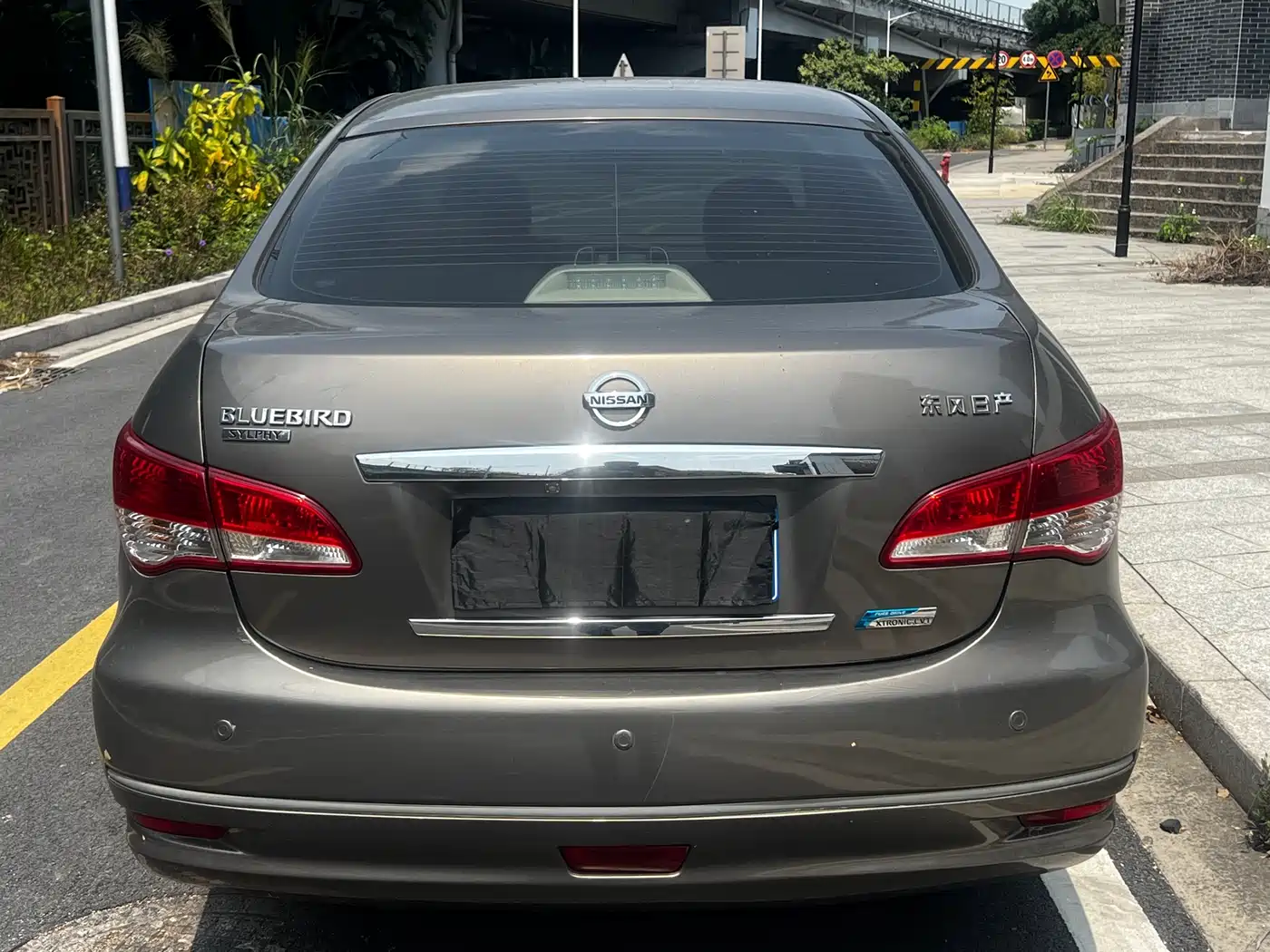 Nissan Sylphy 2010 2009 Model 1.6XL Automatic Luxury Sunroof Edition