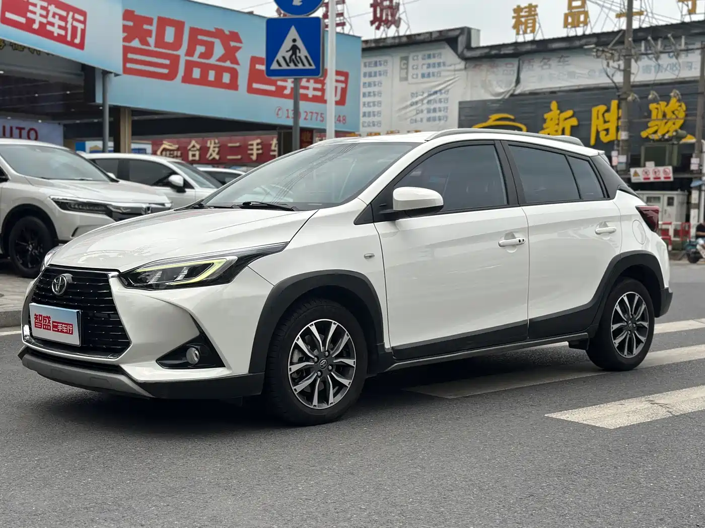 Toyota YARiS L Zhi Xuan 2022 Zhi Xuan X 1.5L CVT Luxury PLUS Edition фото 3