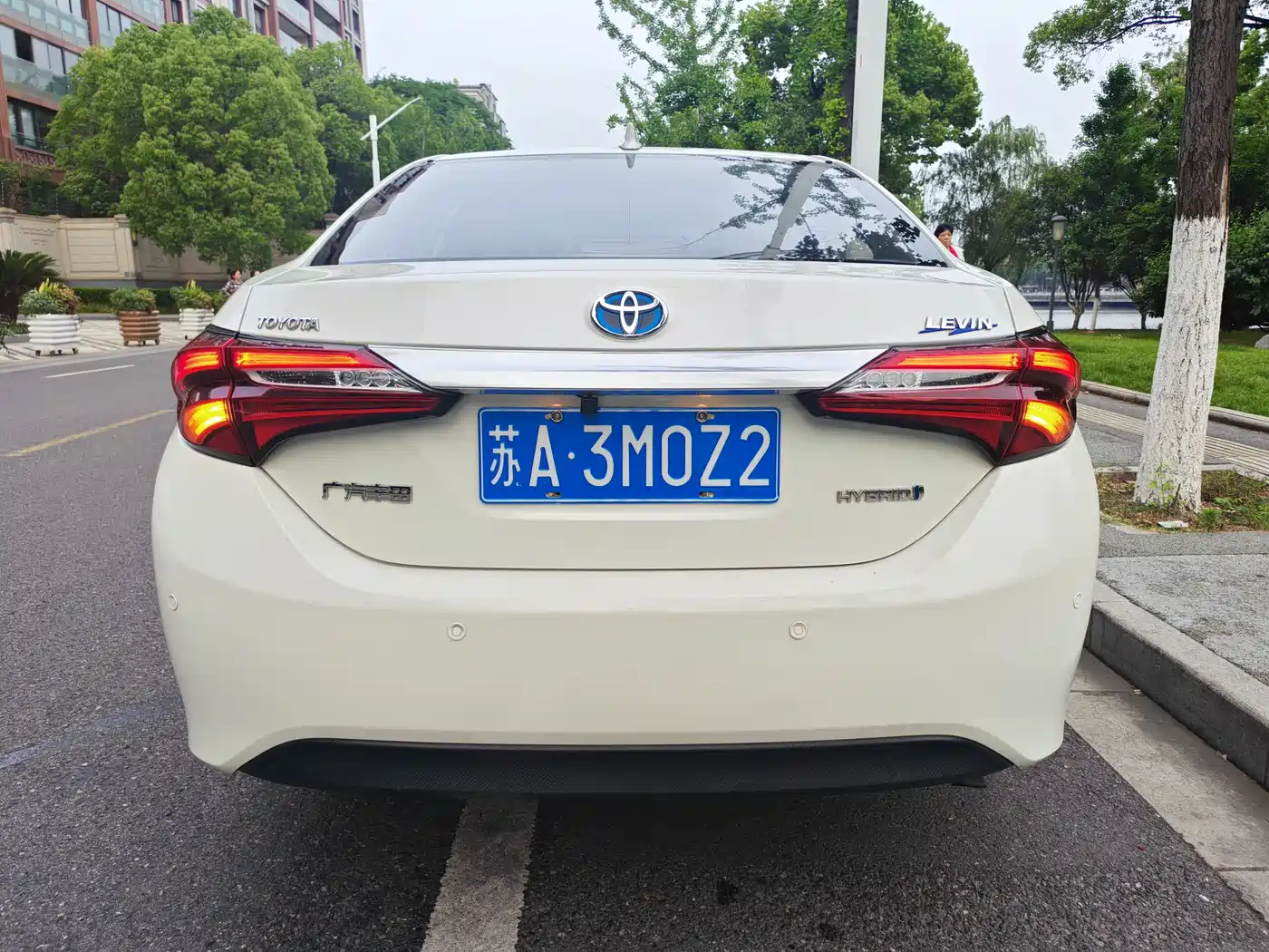 Toyota Levin 2016 Hybrid 1.8H GS E-CVT Elite Sunroof фото 21