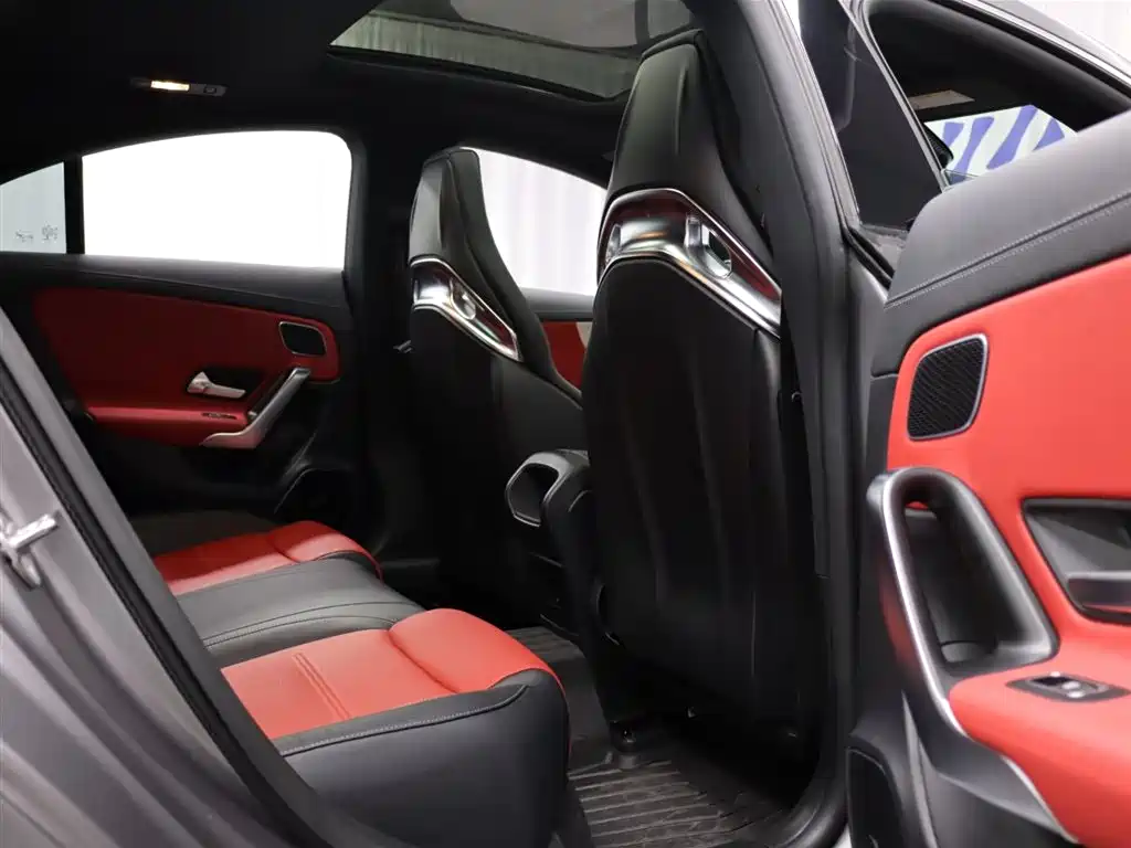Mercedes-Benz CLA AMG 2022 AMG CLA 45 4MATIC+ фото 23