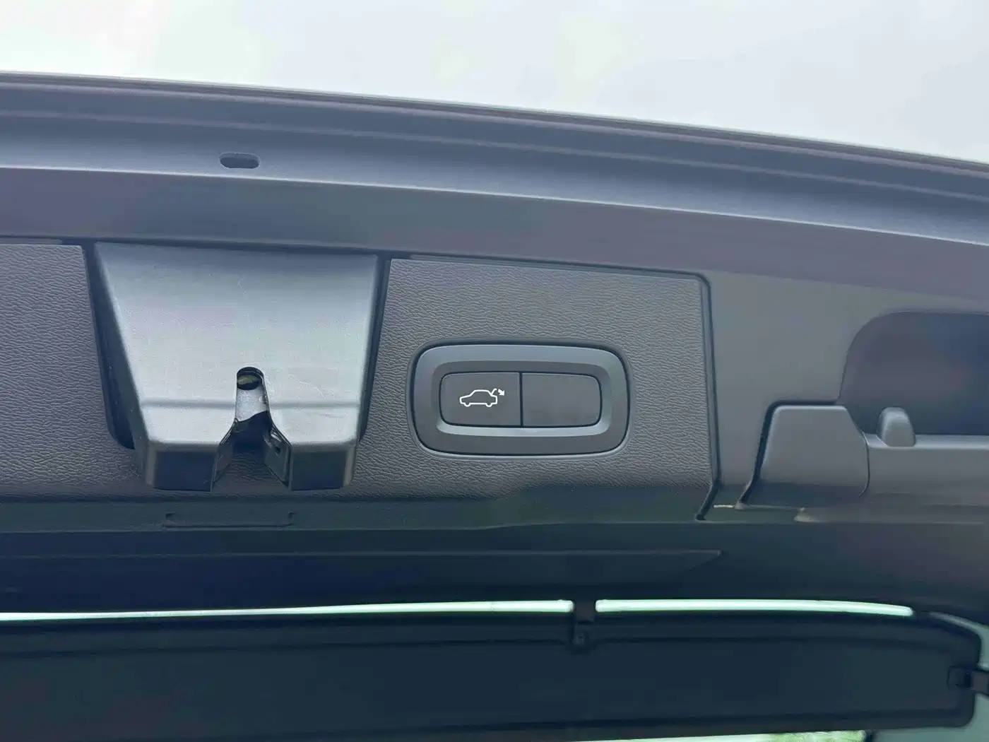 Фото 25 - Volvo XC60