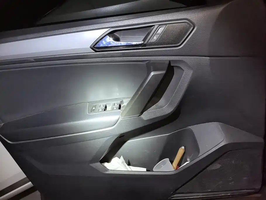 Volkswagen Tiguan L 2017 330TSI Automatic 2WD Trend Edition фото 7