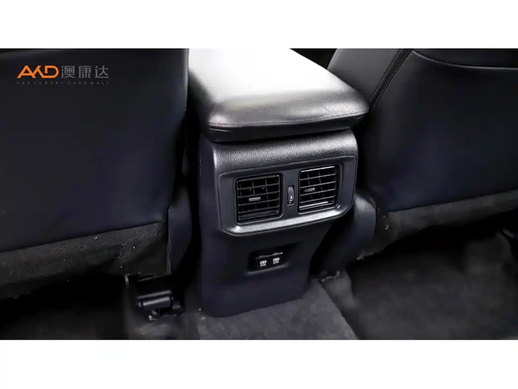 Toyota Wildlander 2020 2.0L CVT AWD Luxury Edition фото 9