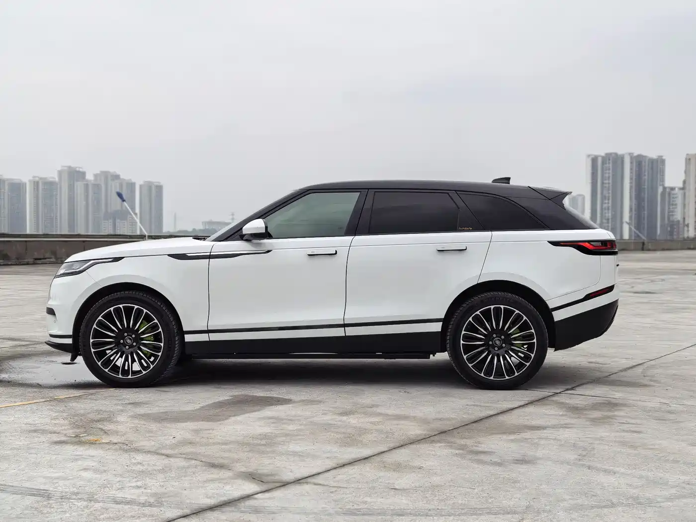 Land Rover Range Rover Velar 2020 P250 фото 5