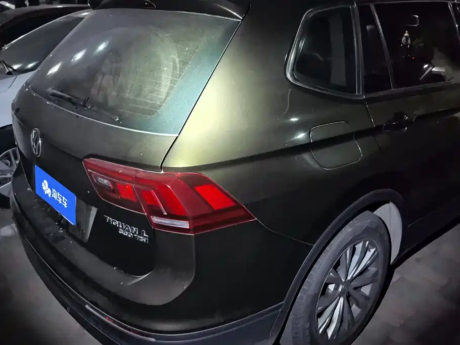 Volkswagen Tiguan L 2017 330TSI Automatic 2WD Trend Edition фото 3