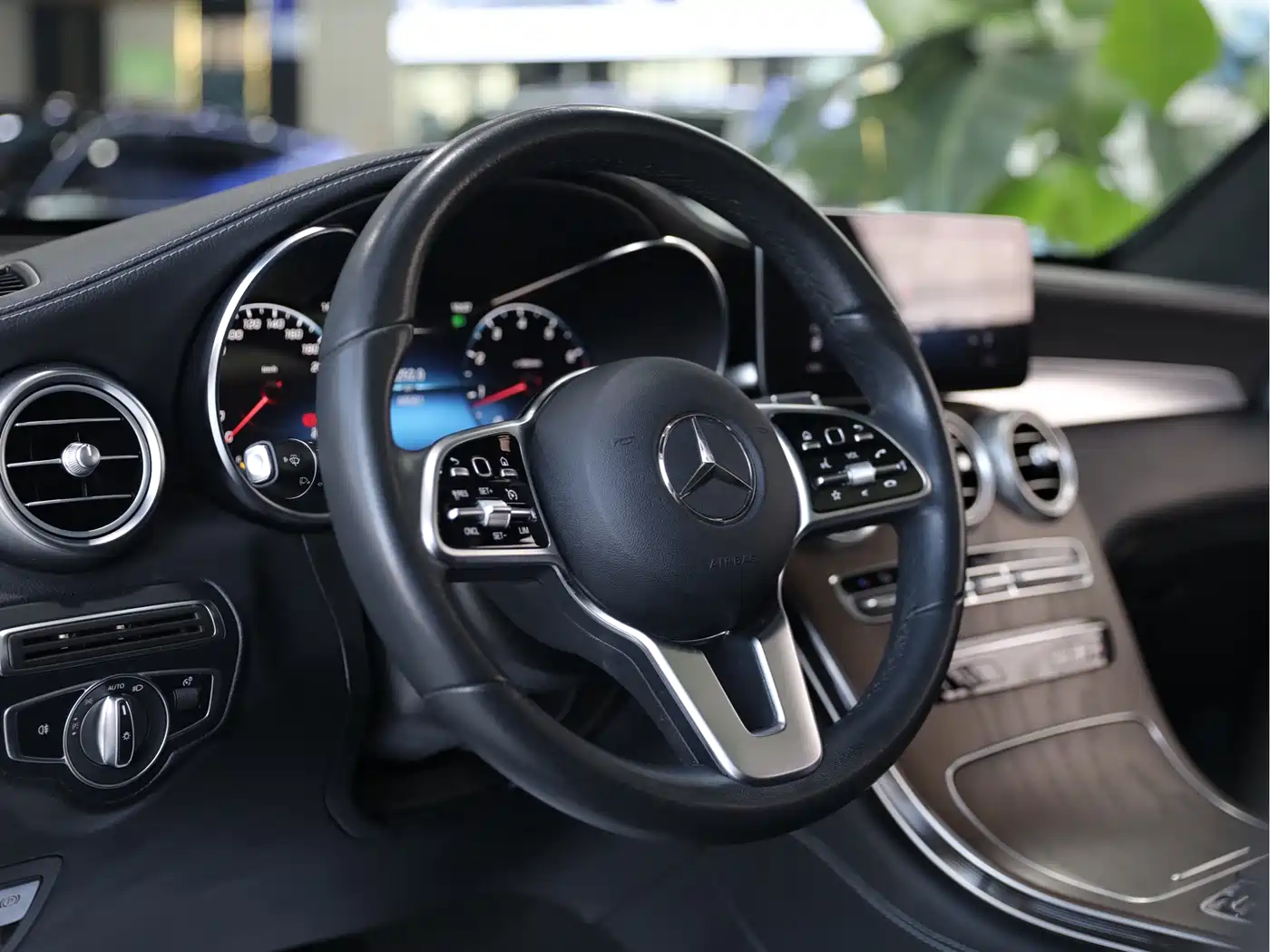 Mercedes-Benz GLC 2020 GLC 260 L 4MATIC Luxury фото 7
