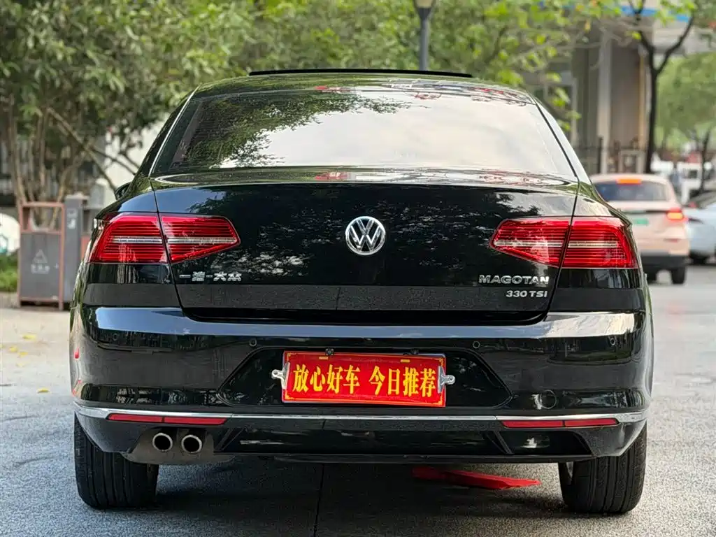 Volkswagen Magotan 2018 330TSI DSG Leading фото 5