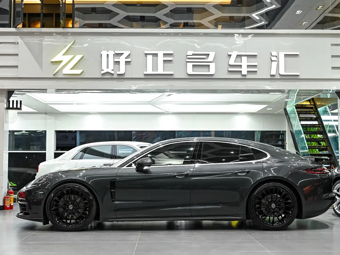 Porsche Panamera 2017 Panamera 4S 2.9T фото 5
