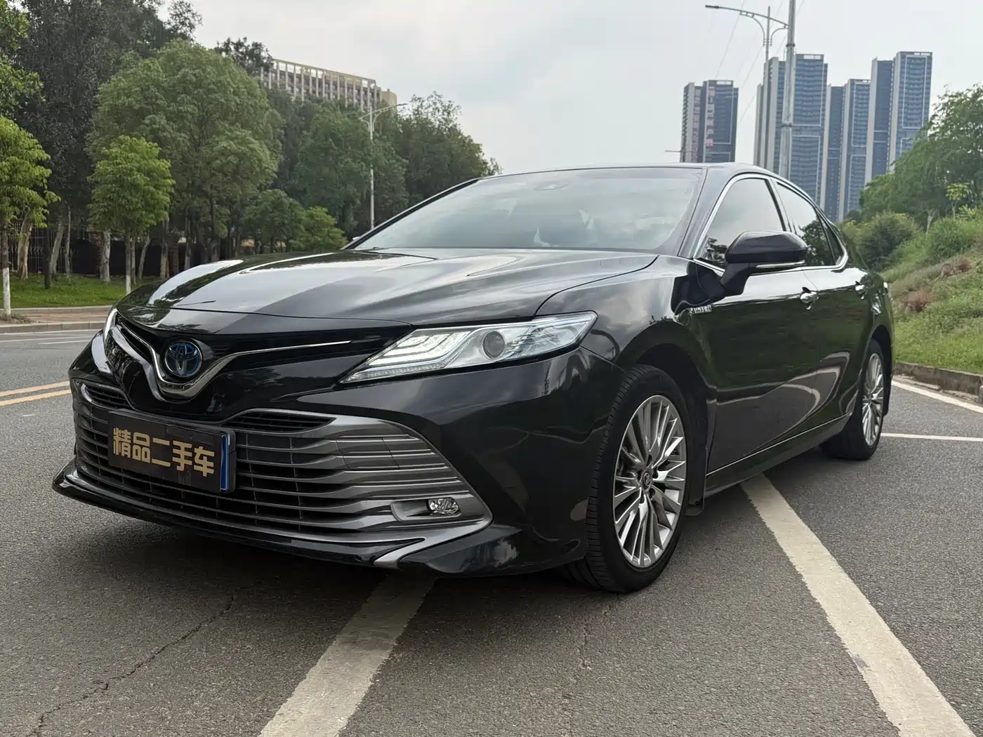 Toyota Camry 2018 Hybrid 2.5HG Luxury Edition