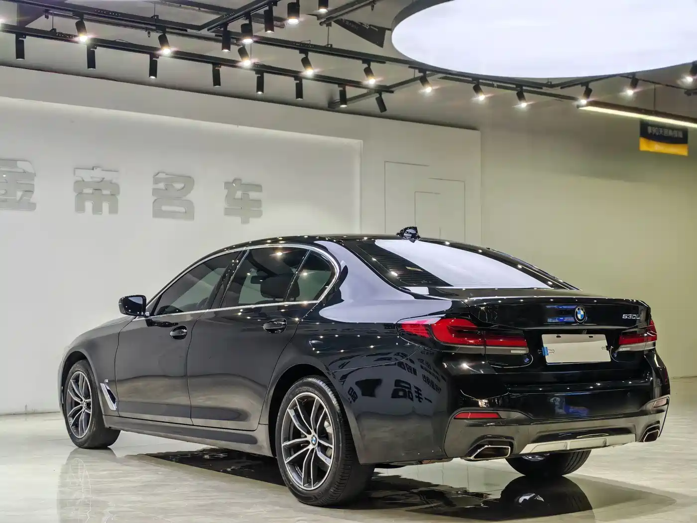 BMW 5 Series 2022 525Li M Sport Package фото 6