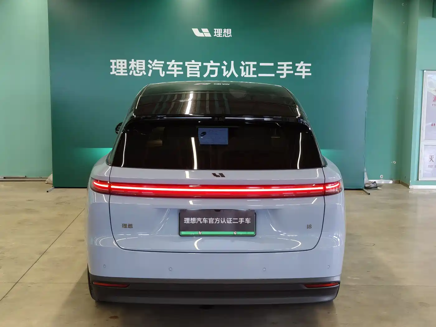 Li Auto Li i8 2025 2025 Standard Edition