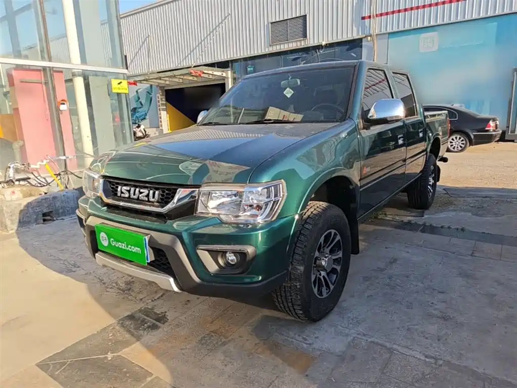 Isuzu Qingling Isuzu T17 2023 3.0T Diesel 4WD Flatbed Truck Standard Wheelbase 4KH1CT6H1