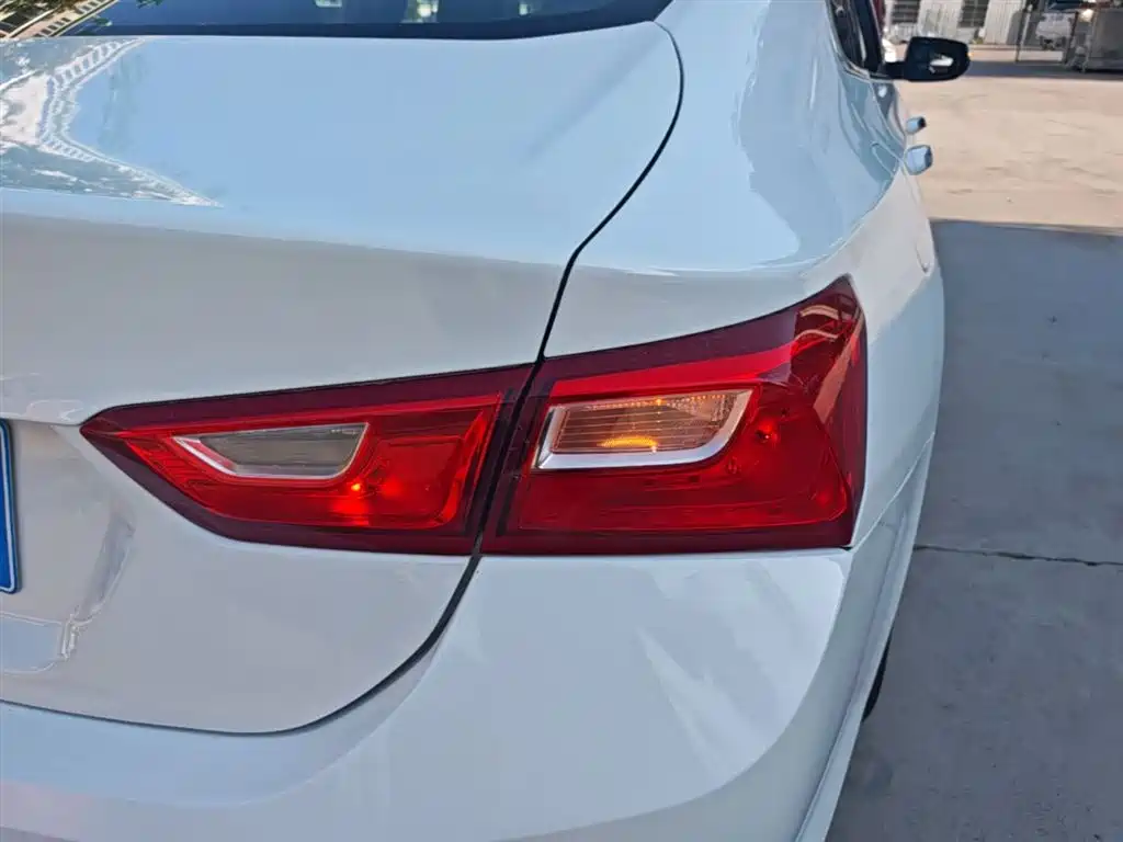 Chevrolet Malibu XL 2018 530T Auto RuiChi Edition фото 8