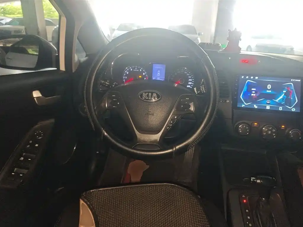 Kia K3 2013 1.6L Automatic GLS фото 7