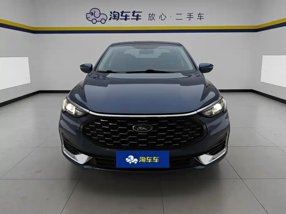 2022 Ford Escort