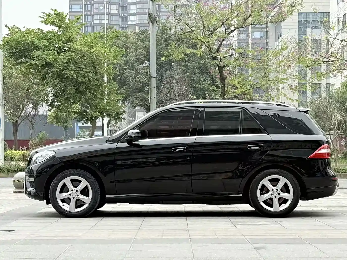 Mercedes-Benz M-Class 2014 ML 400 4MATIC Dynamic фото 4