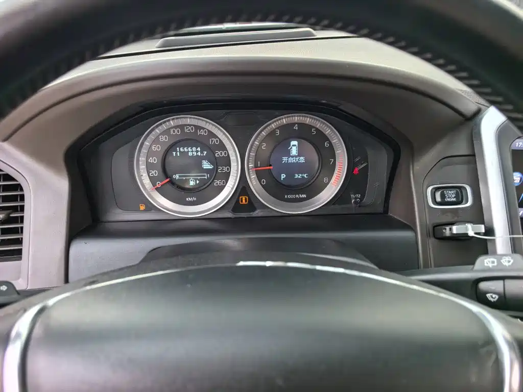 Фото 15 - Volvo XC60 (Import)