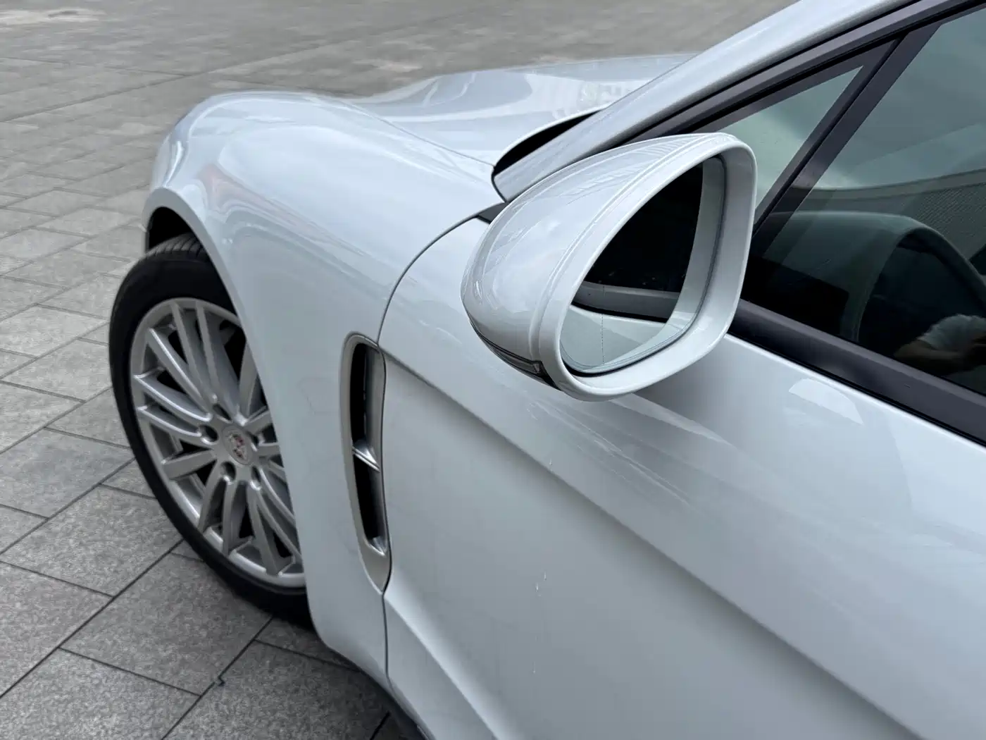 Porsche Panamera 2017 Panamera Executive Long Wheelbase 3.0T фото 5