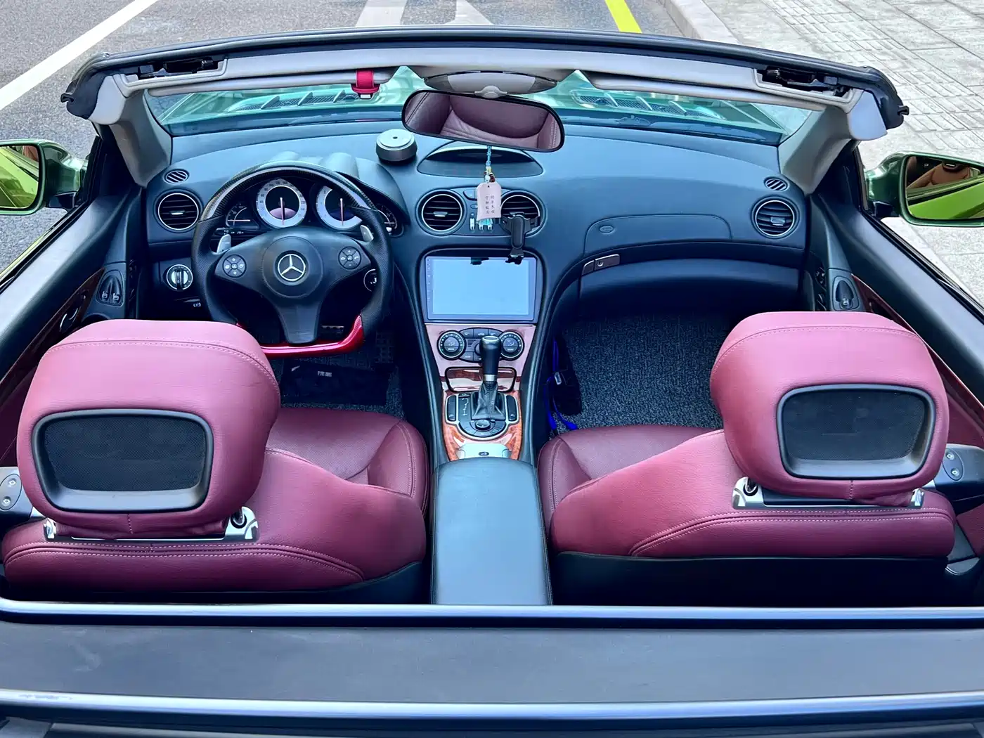 Mercedes-Benz SL-Class 2010 SL 300 фото 4