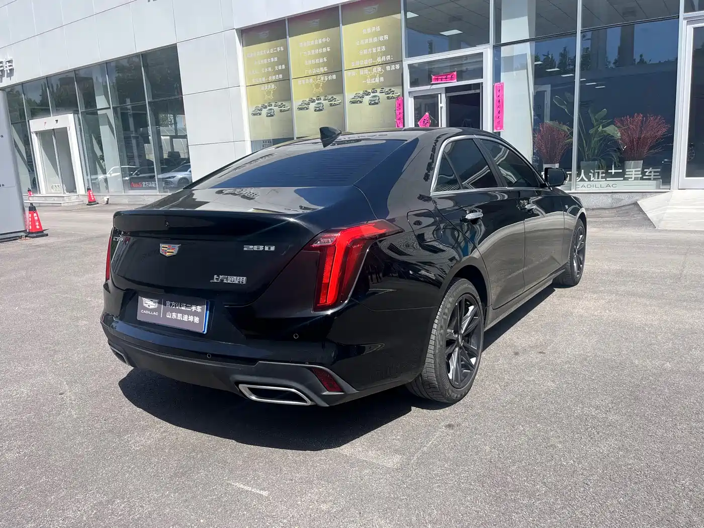 CADILLAC CT4
