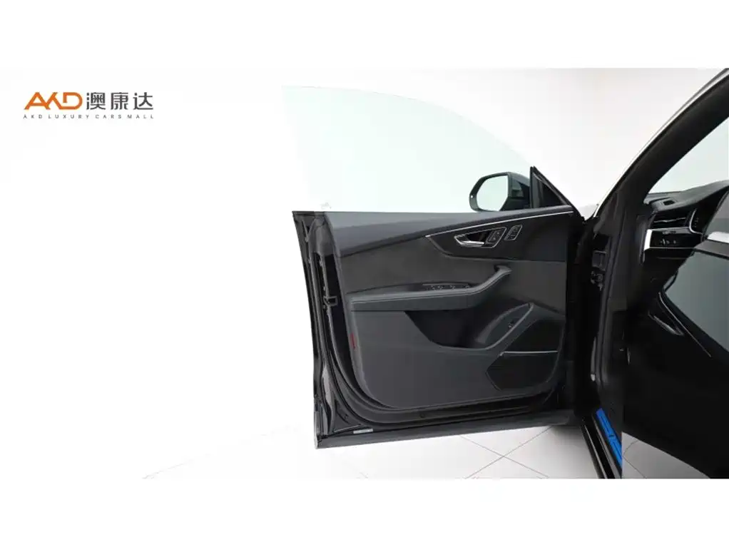 Audi Q8 2021 Model 55 TFSI Premium Dynamic фото 10