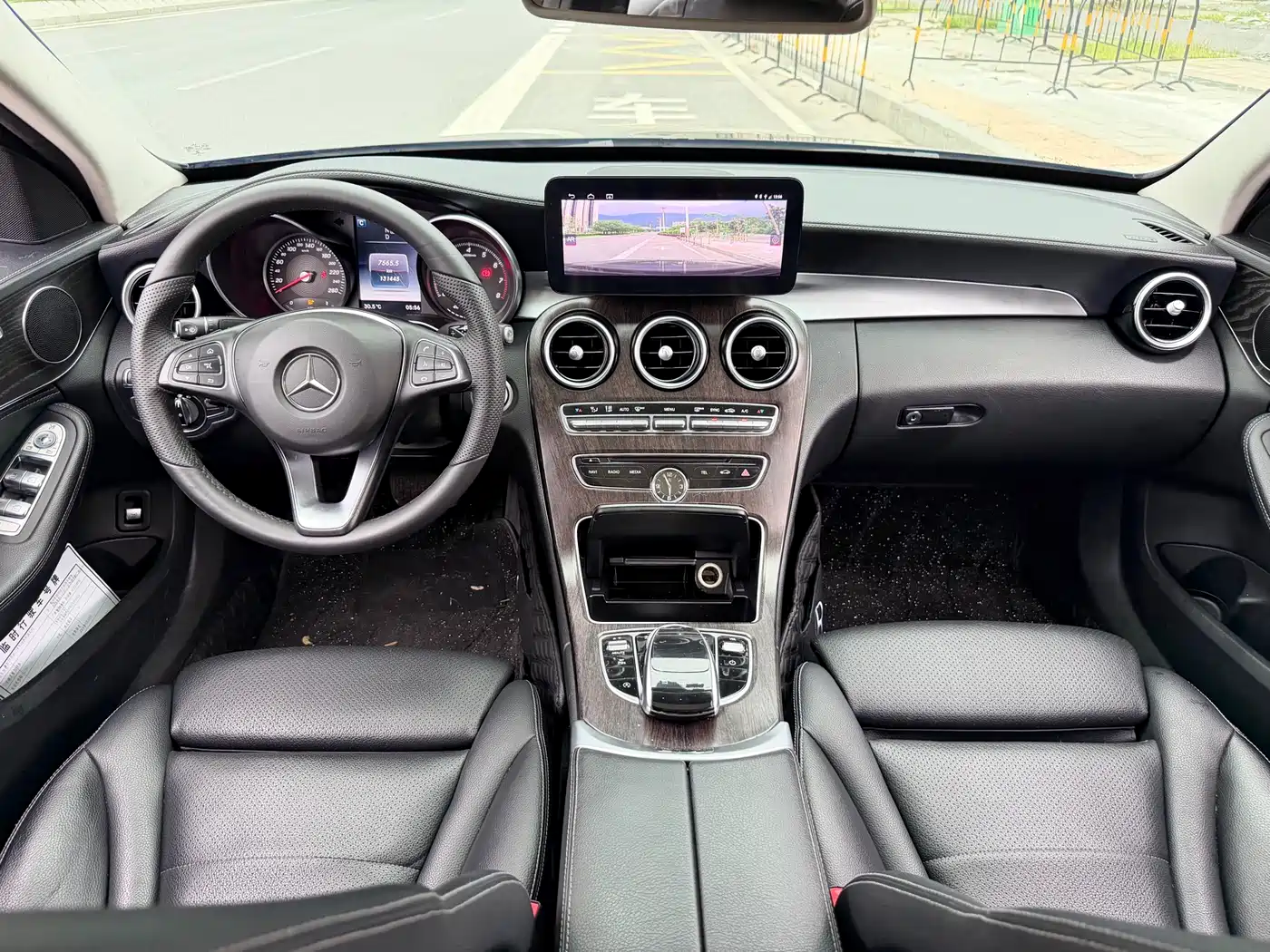 Mercedes-Benz C-Class 2015 Facelift C 200 L Sport фото 6