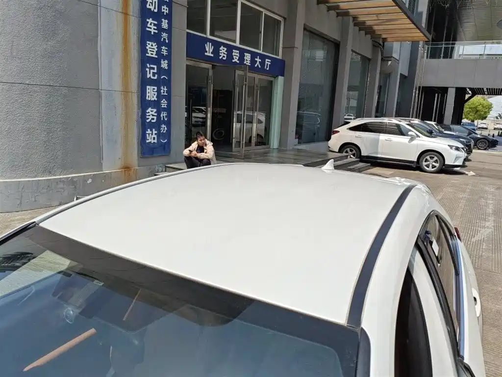 Lexus UX 2020 260h Explore Cool Edition China V фото 10