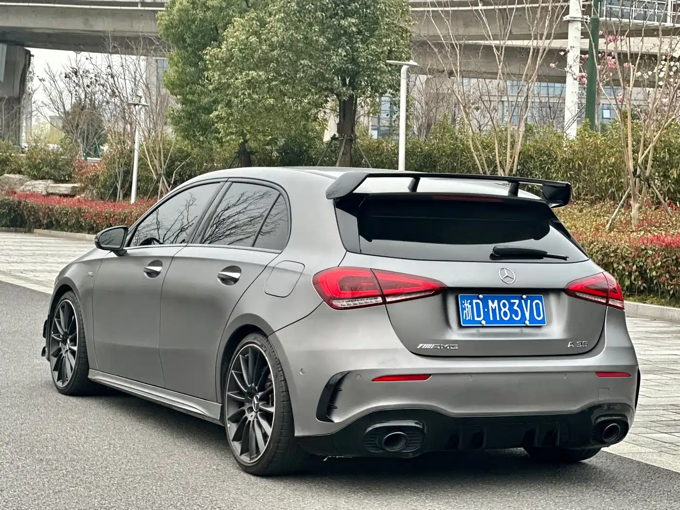 Mercedes-Benz A-Class AMG 2020 AMG A 35 L 4MATIC фото 4
