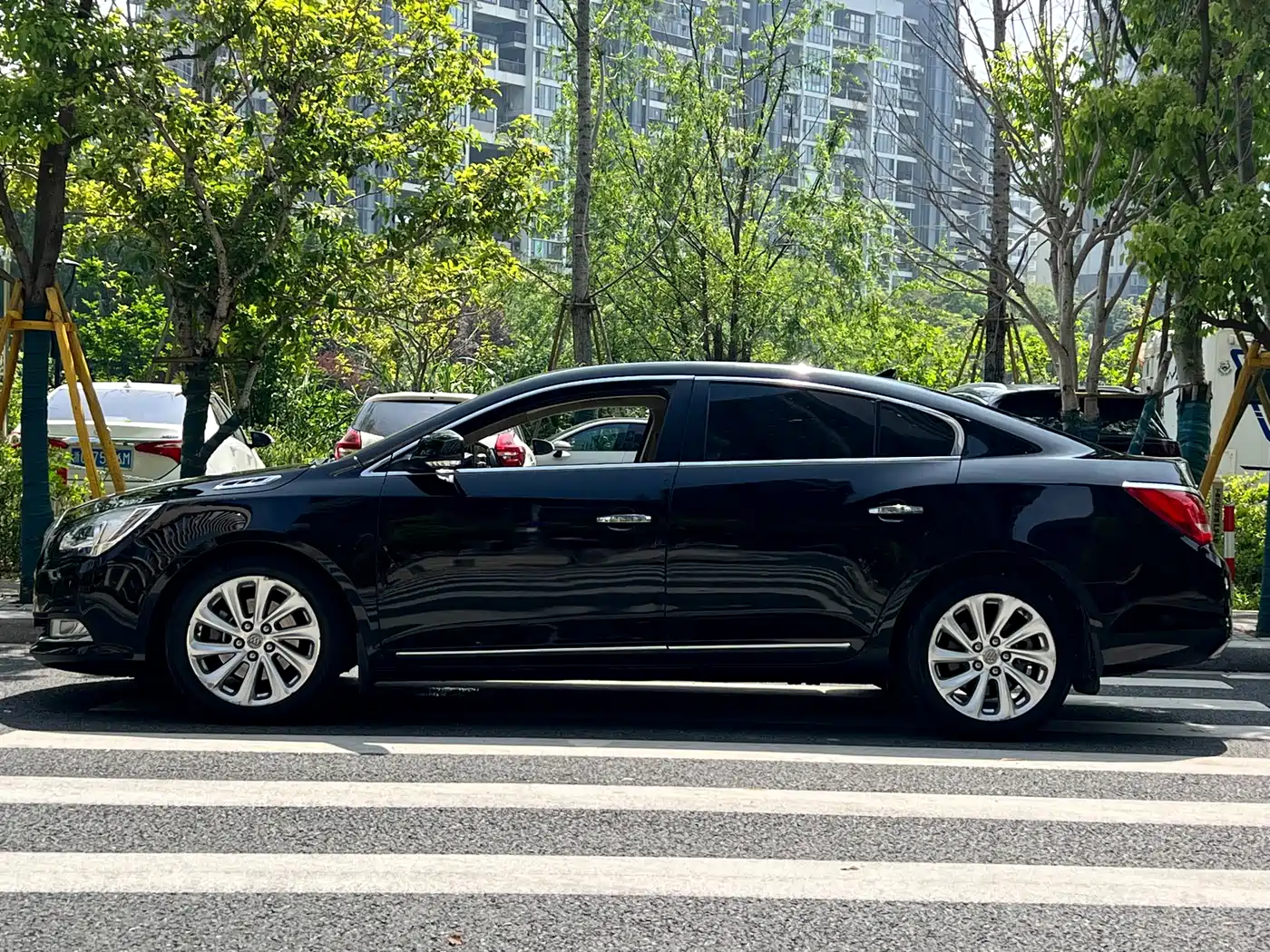 Buick LaCrosse 2013 2.4L SIDI Luxury Comfort фото 8