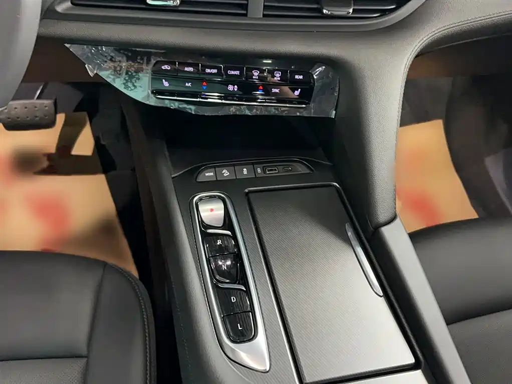 Buick Enclave 2020 28T 2WD Luxury Model фото 6