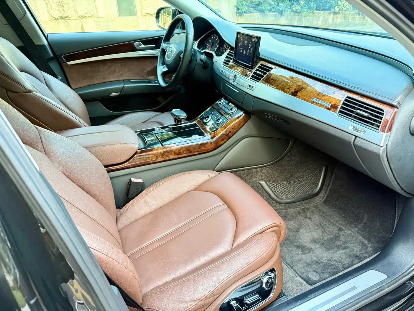 Audi A8 2013 A8L 45 TFSI quattro Comfort фото 17