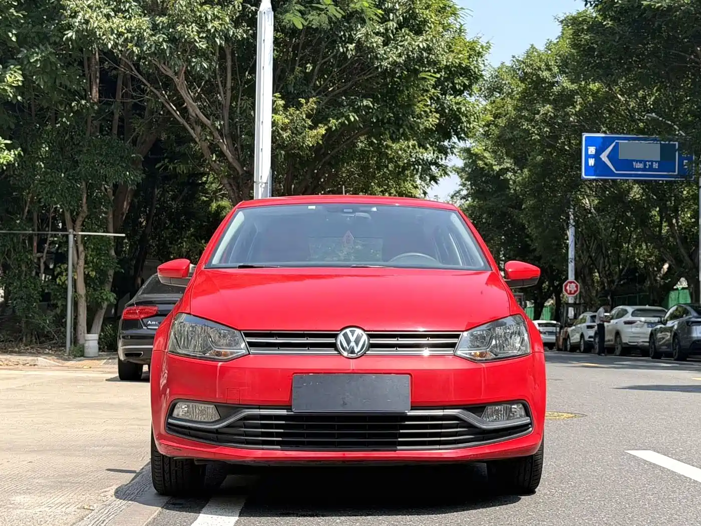 Volkswagen Polo 2015 2014 1.6L Automatic Comfort Edition