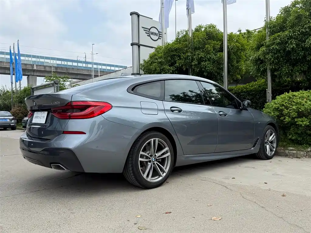 BMW 6 Series GT 2020 630i M Sport Package фото 3
