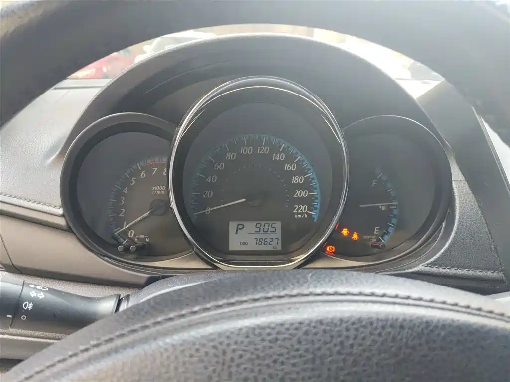 Toyota YARiS L Zhi Xiang 2017 1.5E CVT Charming Edition фото 4