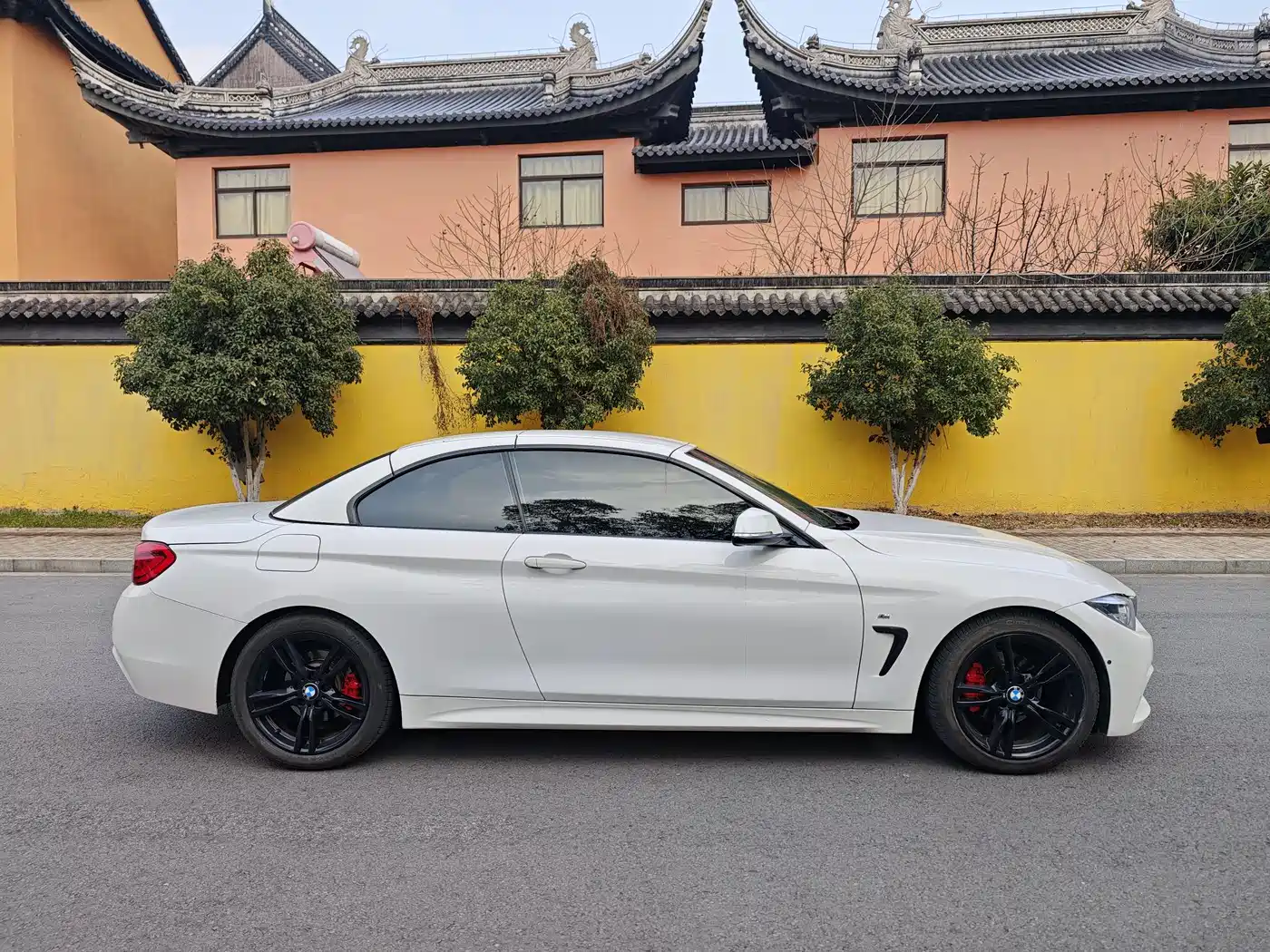 BMW 4 Series 2017 425i Convertible M Sport Package фото 18