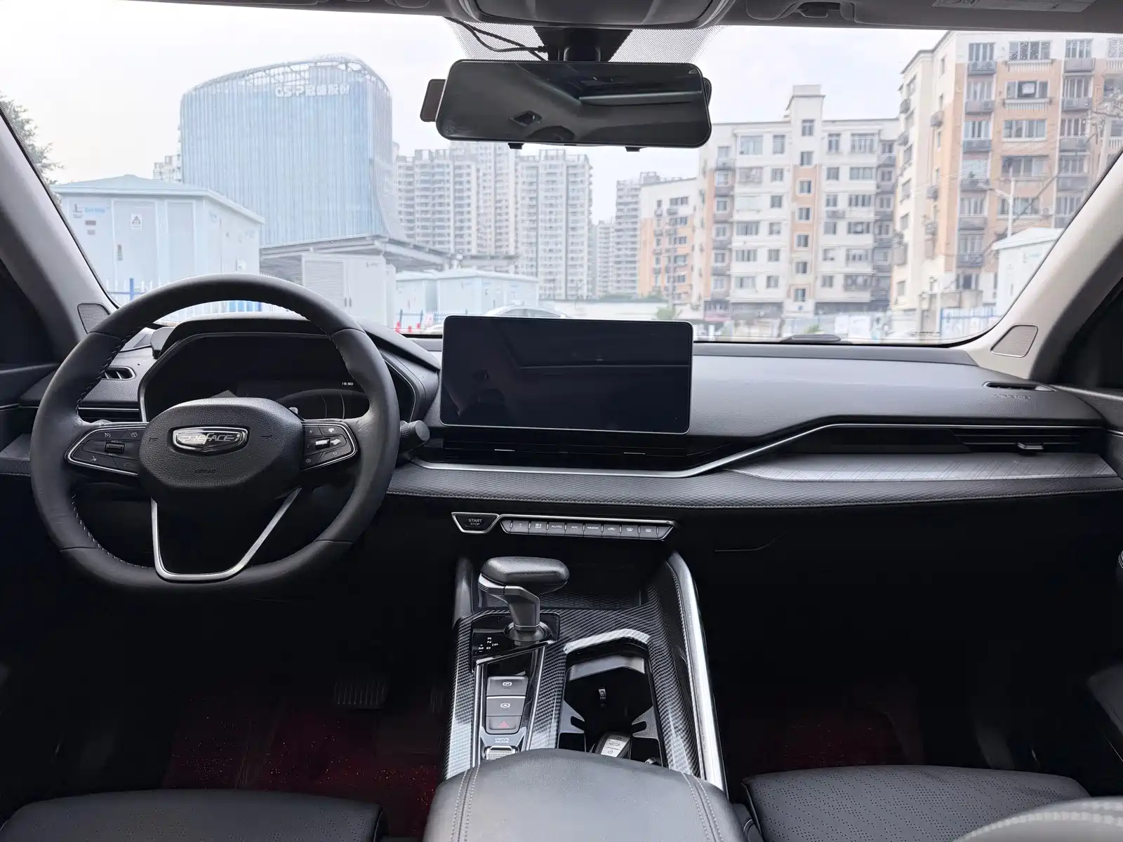 Фото 8 - Geely Preface