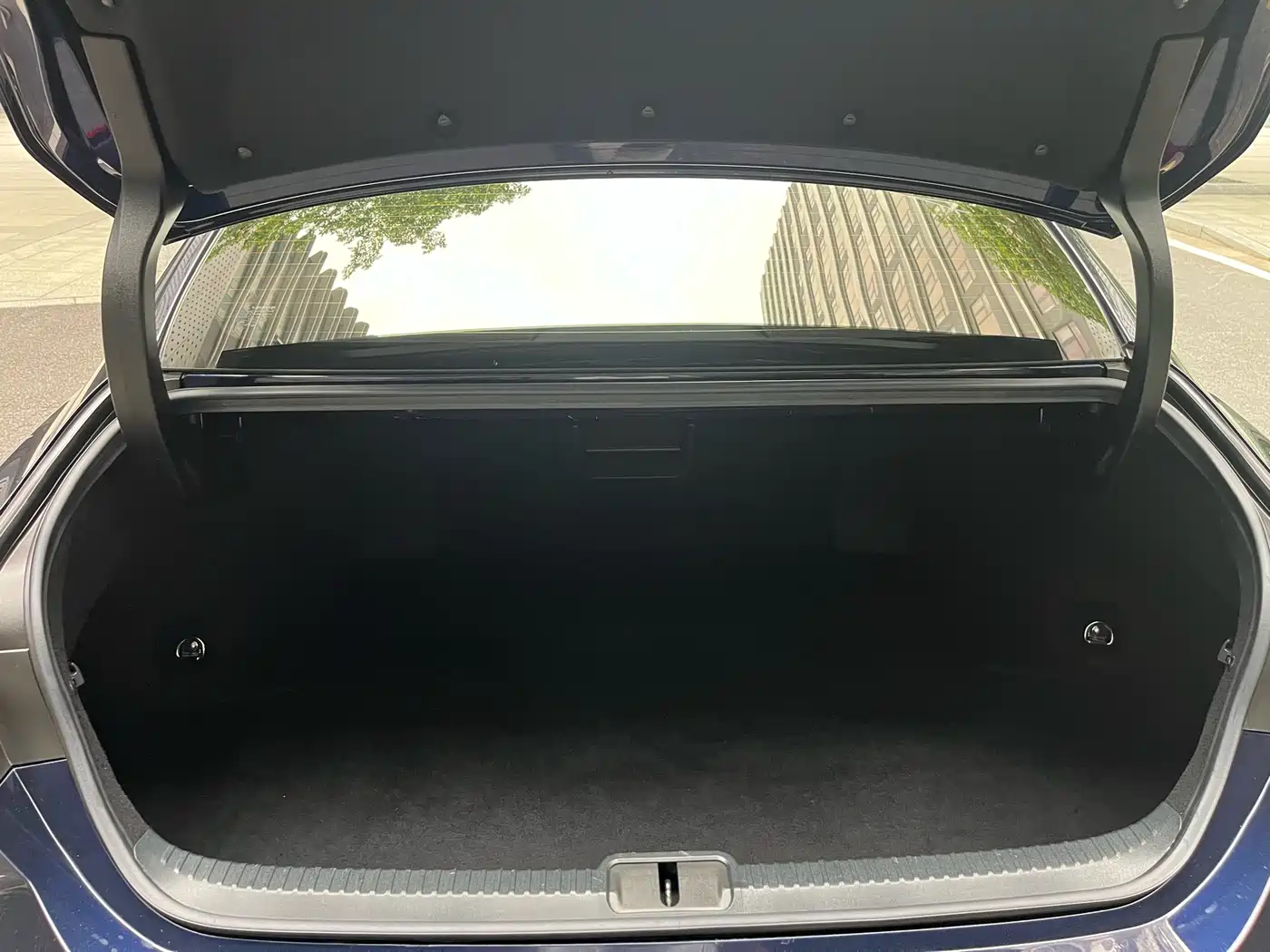 Lexus ES 2018 300h Excellence Edition China V фото 12