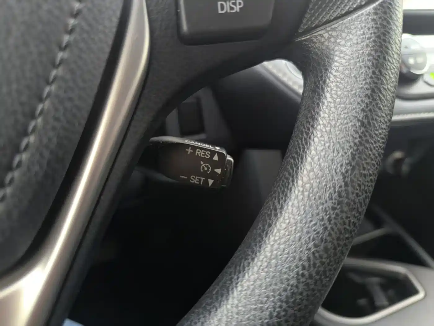 Toyota RAV4 Rongfang 2016 2.0L CVT 2WD Trend (China V) фото 15