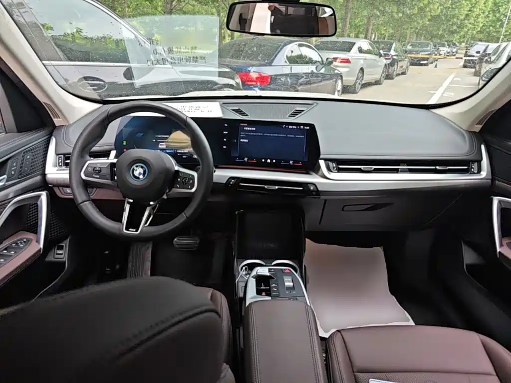 BMW iX1 2025 2023 eDrive25L M Sport Package