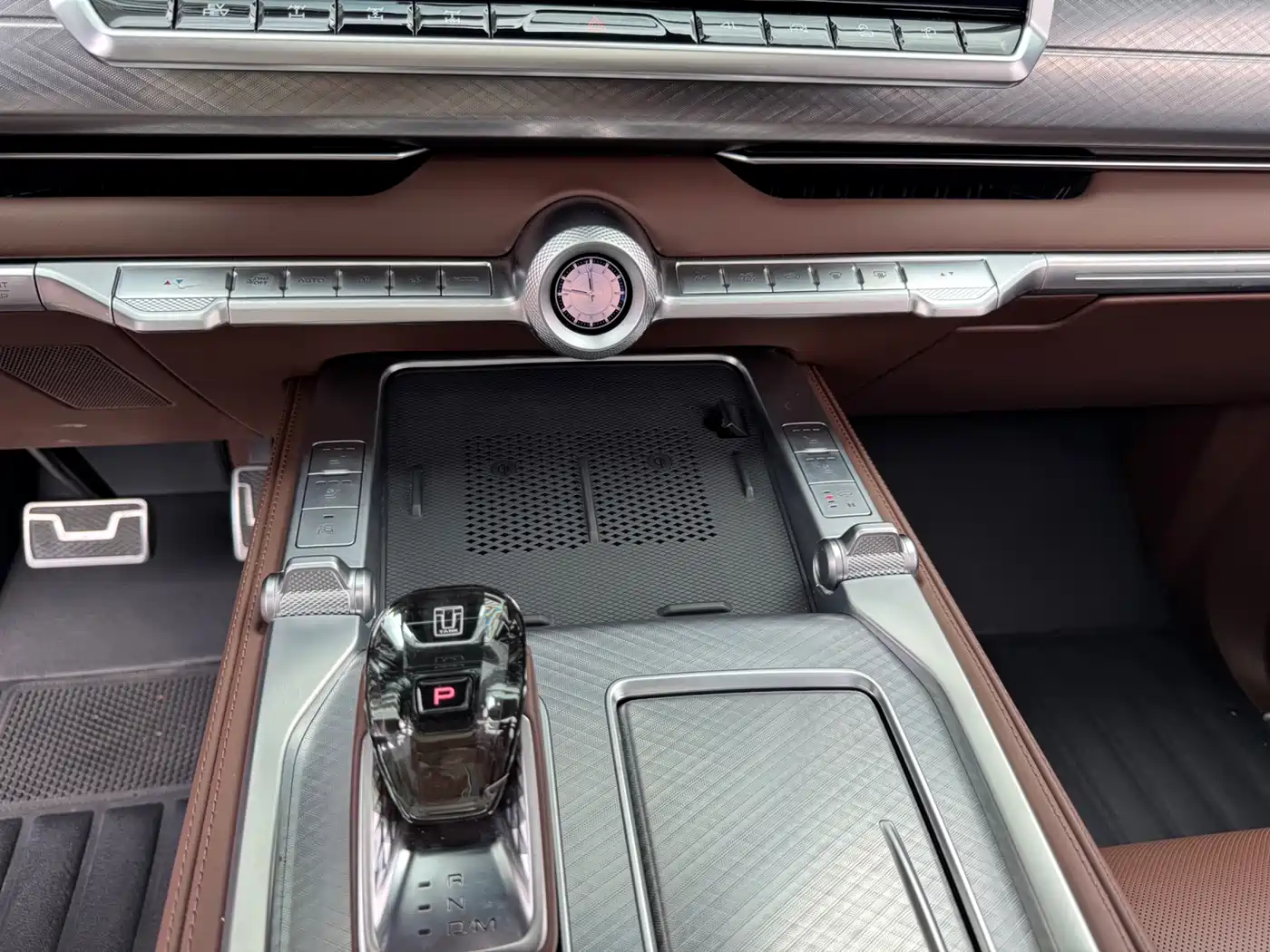 TANK TANK 700 NEW ENERGY