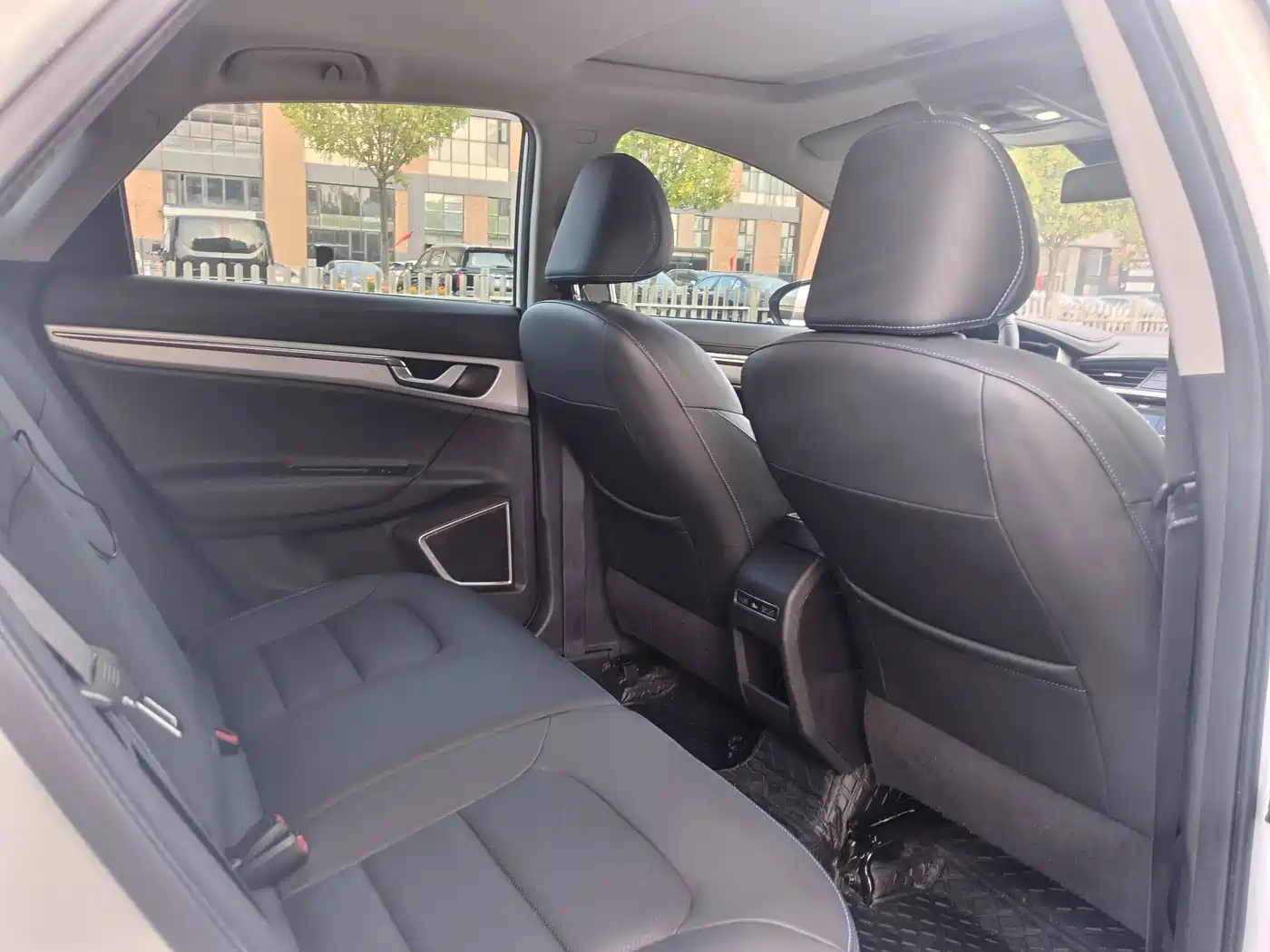 Geely Emgrand GSe 2018 2018 Premium Style