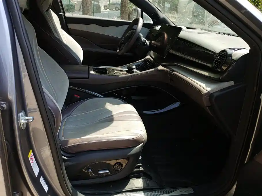 BYD Frigate 07 2023 DM-i 100KM Flagship фото 8