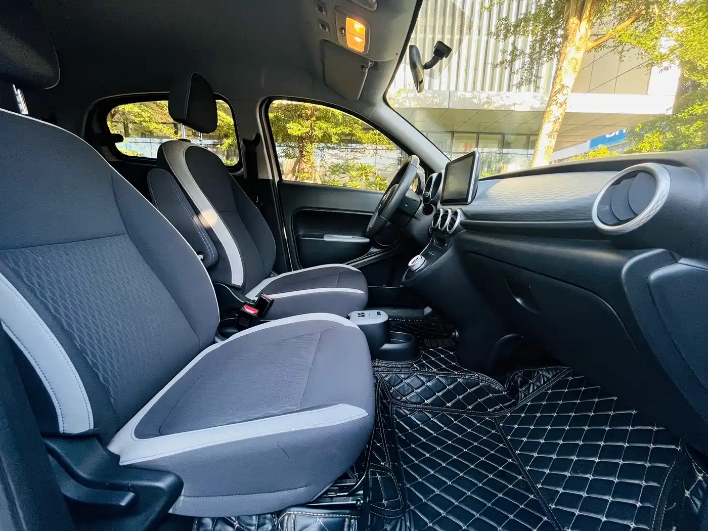 Ora Black Cat 2022 2022 301km Cute Pet Edition (LFP)